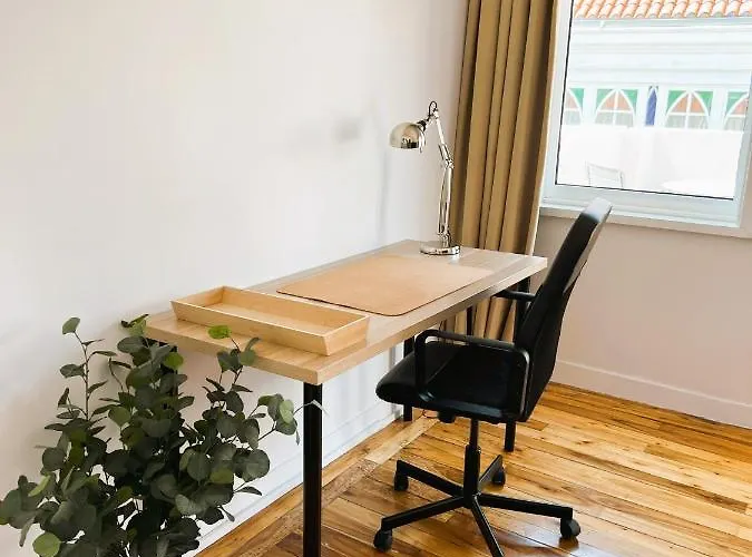 Atico Con Dos Terrazas E Increibles Vistas En Pleno Centro De Apartament